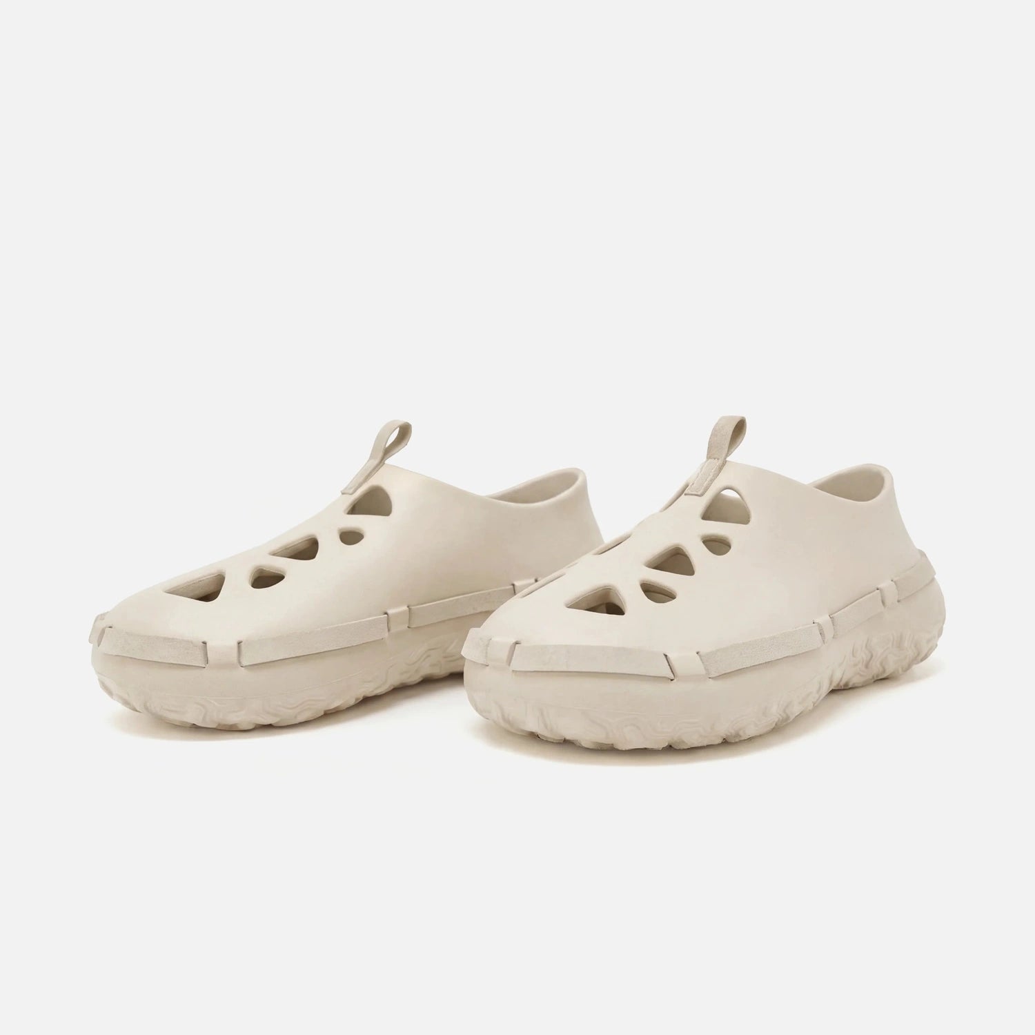 FCTRY Lab Women's MOCC Eggnog Creme - Three Quarter View
